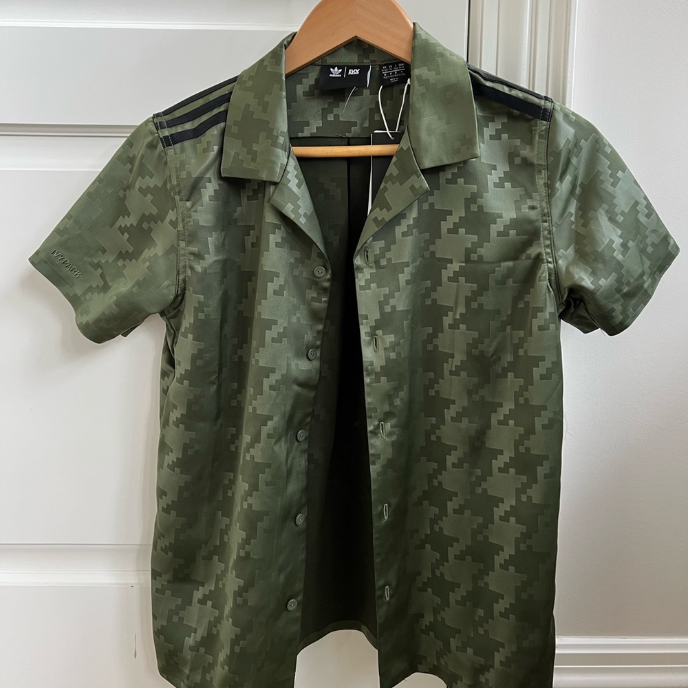 ADIDAS IVY PARK HALLS OF IVY SATIN TOP 2.0 UNISEX